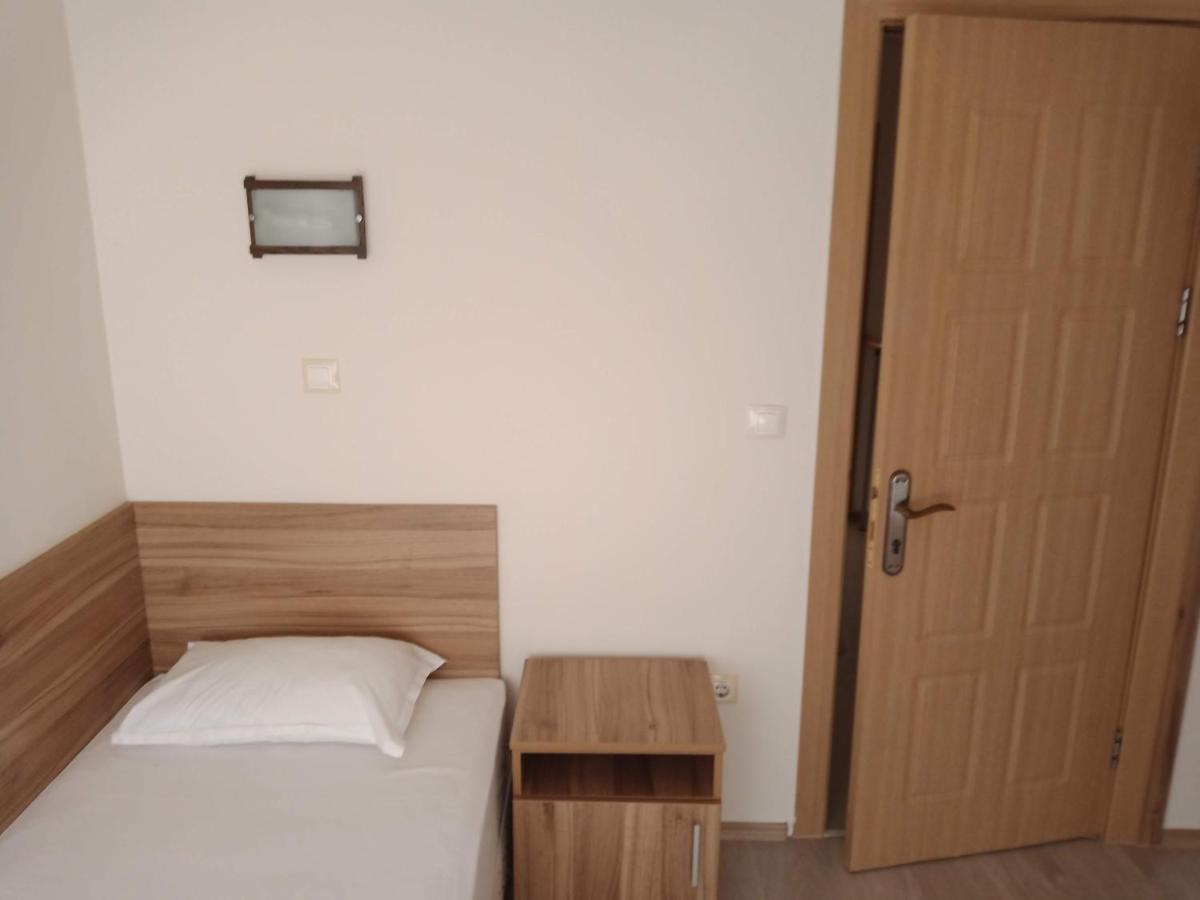Къмпинг Градина - Garden Beach Apartments Sozopol Exterior foto