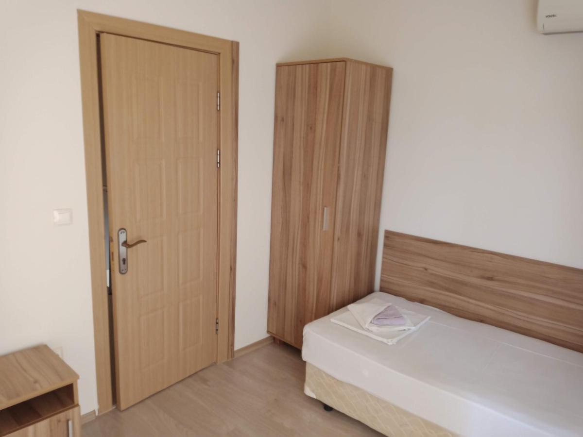Къмпинг Градина - Garden Beach Apartments Sozopol Exterior foto